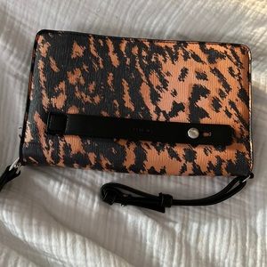 Parfois multi-colored clutch